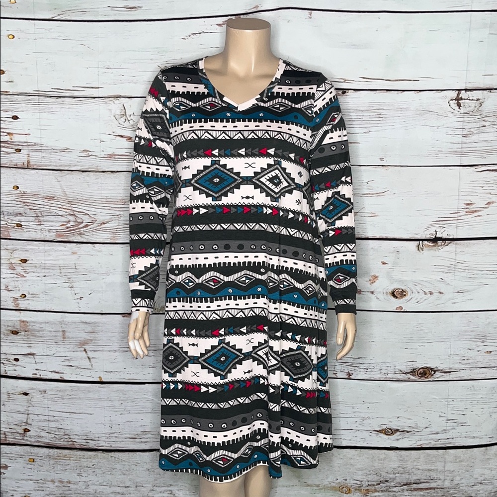 LuLaRoe NWT Size XL Gray & Blue Aztec Print Emily Swing Dress w/ Pockets - Picture 1 of 5